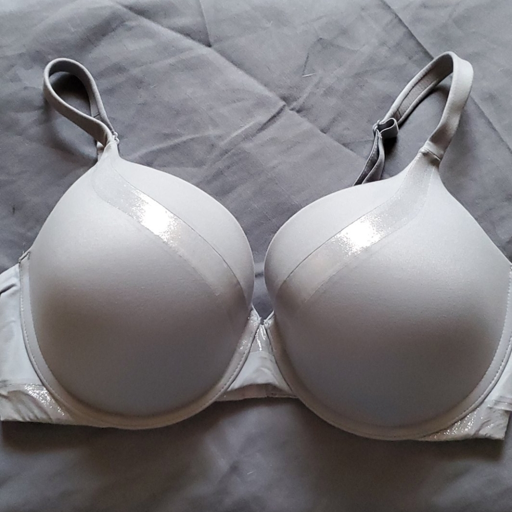 Victoria secret bra